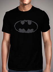 Мужская футболка Distressed Bat Signal