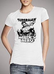 Женская футболка Earths Hero