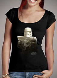 Женская футболка с глубоким вырезом Stormtroopers Shadow