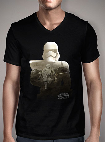 Мужская футболка с V-образным вырезом Stormtroopers Shadow