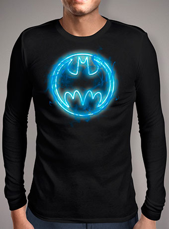 Мужская футболка с длинным рукавом Neon Blue Bat Signal