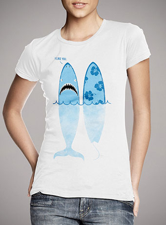 Женская футболка Shark Like