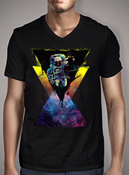Мужская футболка с V-образным вырезом Black Hole Triangle In Space