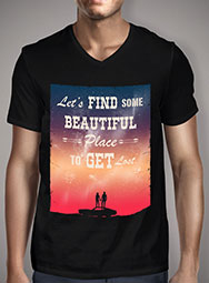 Мужская футболка с V-образным вырезом Find Some Beautiful Place
