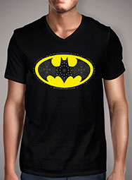 Мужская футболка с V-образным вырезом Bandana Bat Signal