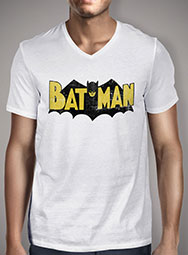Мужская футболка с V-образным вырезом Vintage Batman Logo