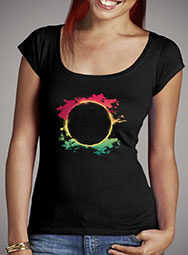 Женская футболка с глубоким вырезом The Colorful Eclipse