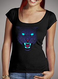 Женская футболка с глубоким вырезом Electric Panther